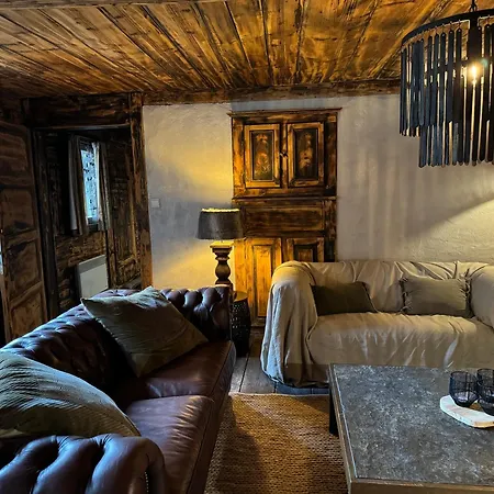 Warm And Stylish Boutique L'etoile De Savoie Abondance