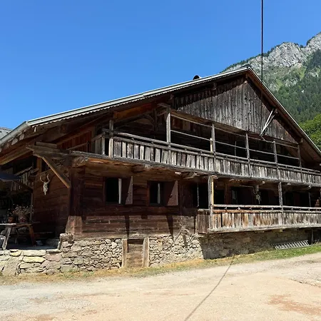 Warm And Stylish Boutique L'etoile De Savoie * Abondance