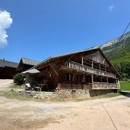Chalet Warm And Stylish Boutique L'etoile De Savoie *